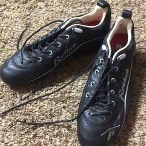 Men’s size 11 Authentic Reebok cleats